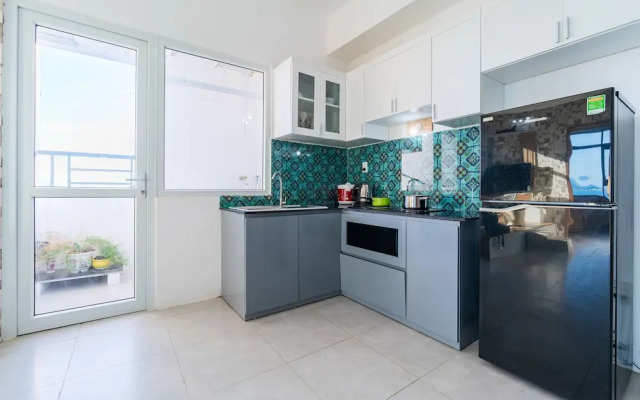 Trangs Beachfront Apartment Nha Trang