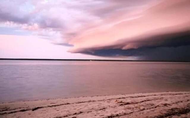 Crab Claw Island