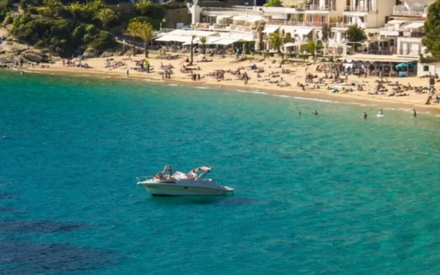 Castell Mar 1008 in Roses