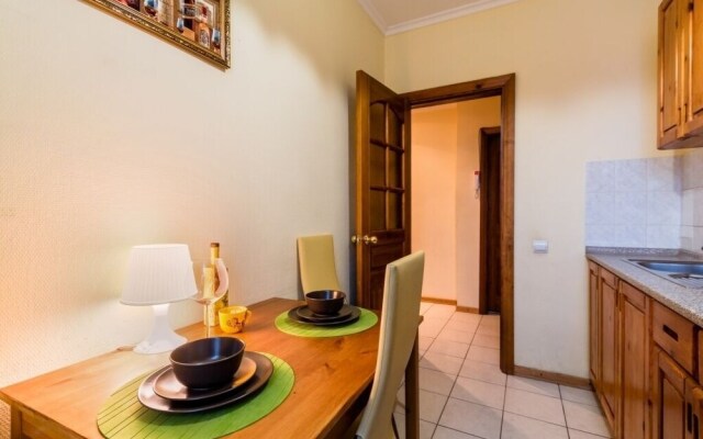 Апартаменты, Оружейный пер., 13, стр. 2