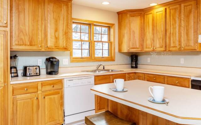 Moon Tower 4 Bedroom House