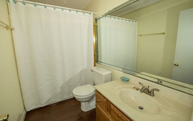 Sandpiper Cove 8113 Studio Bedroom Condo by RedAwning