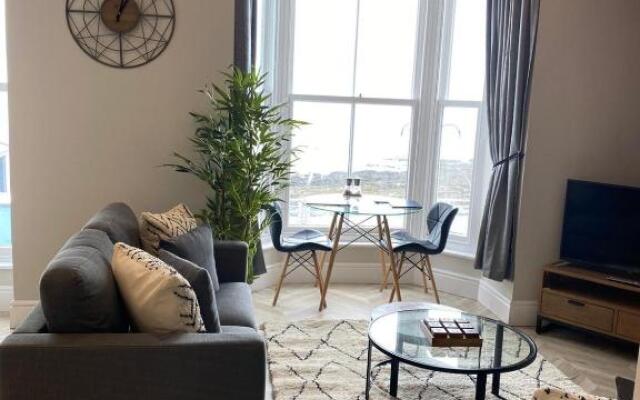 Belmont Apartment 2