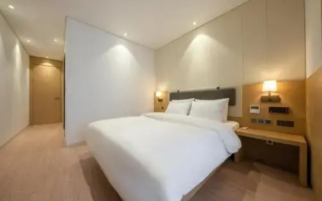 Masan Daisy Hotel