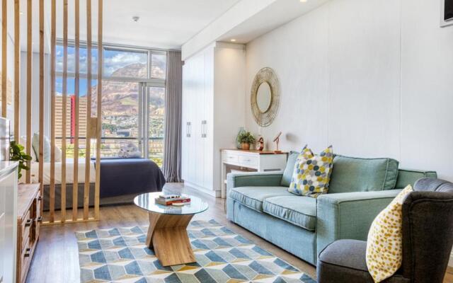 Elegant Modern Apartment near Table Mountain