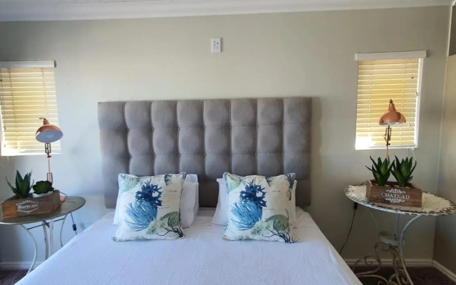 Paradise Beach Apartments Langebaan 4 Elara