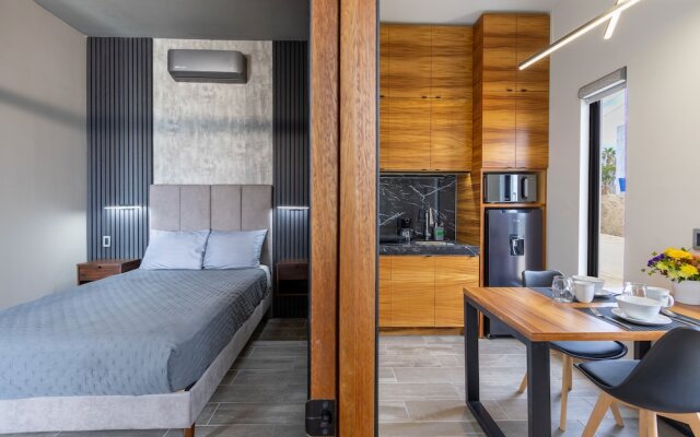 El Desierto by Naya Homes