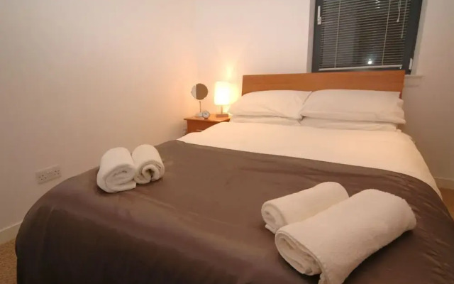 233 The St Giles Apartment