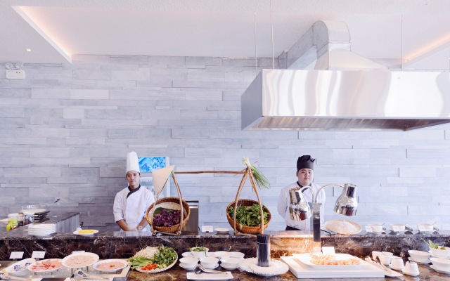Zen Diamond Suites Hotel