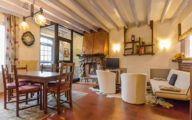 Gîte Saint-Hilaire-sous-Romilly, 4 pièces, 6 personnes - FR-1-543-72