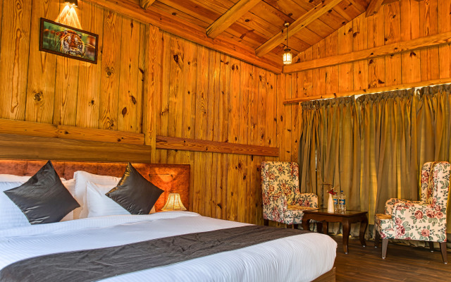 Pumpkin Hotel's Tusk N Woods