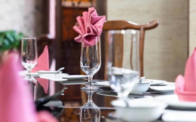 Echeng Hotel - Tongji Holiday Hotel Guangzhou Zhujiang New Town