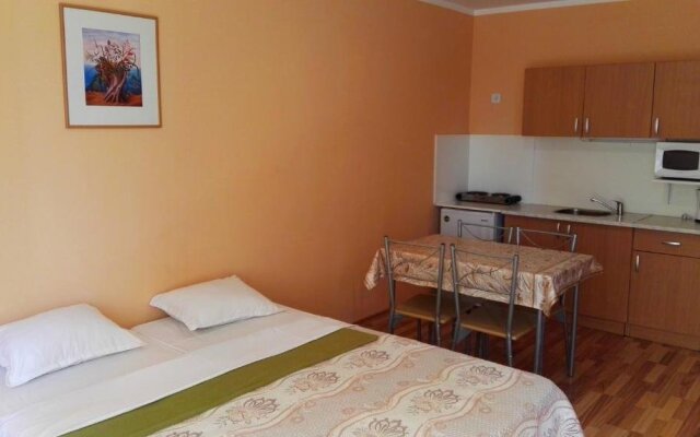 Sineva Del Sol Apartments