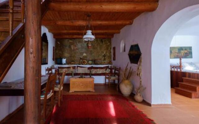 Traditional Cretan Stone House 4