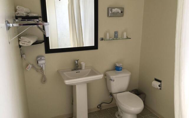 Umatilla Inn and Suites