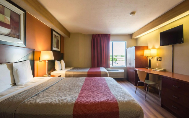 Motel 6 Indianapolis, IN - Airport