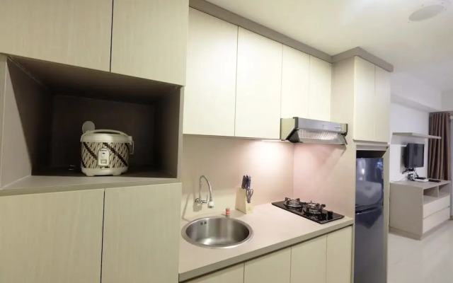 Spacious Studio Apartment @ The H Residence near MT Haryono