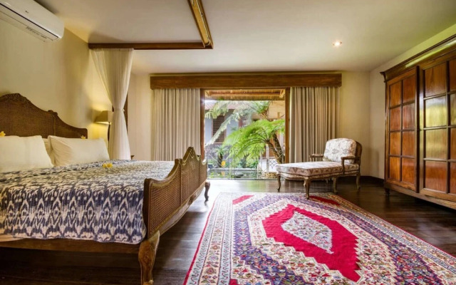 Traditionally Furnished Villa In Bali