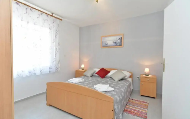 Welcoming Apartment With Garden