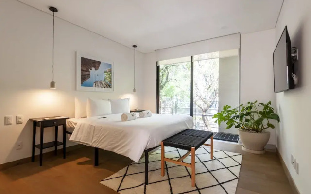 Wynwood House Schiller