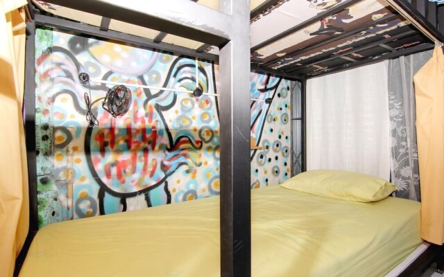 De'Oplet Homestay & Gallery