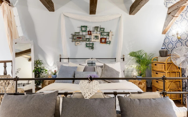 Incredible 2Br Loft in Heart of Prague