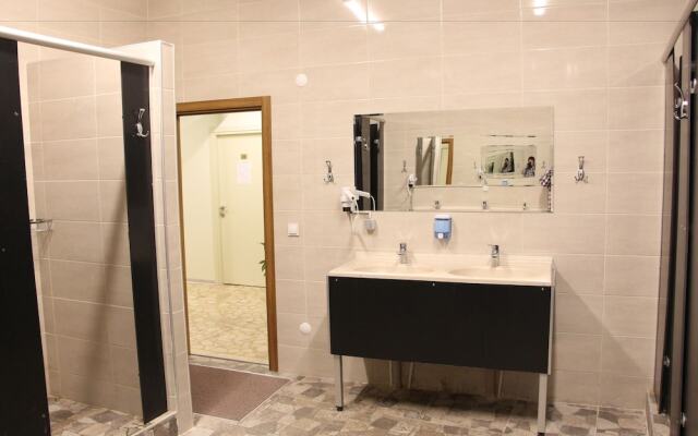 Can Pansiyon Apart - Caters to Men - Hostel