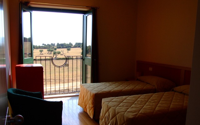 Victor Country Hotel