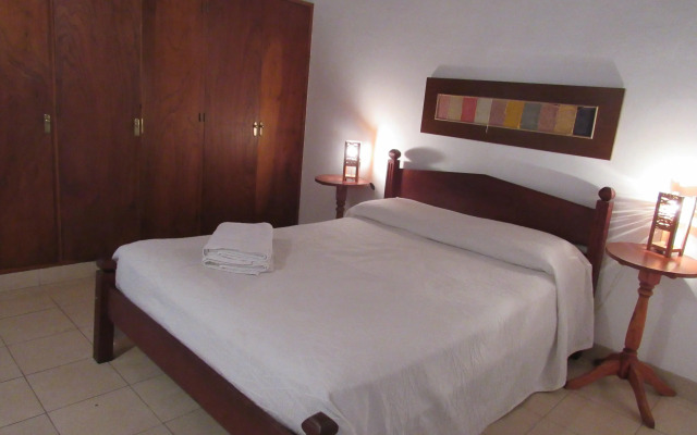 Las Pecanas Apart Hotel