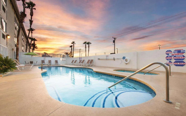 Arizona Charlie's Decatur