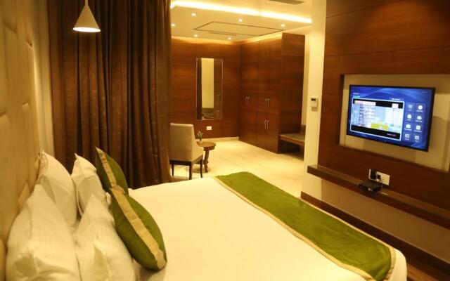 Hotel Maple Grand