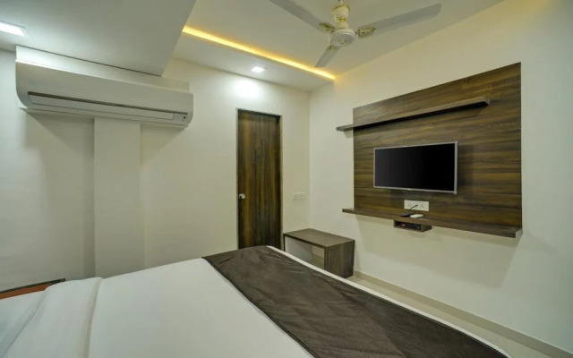 Rudra Royale Hotel
