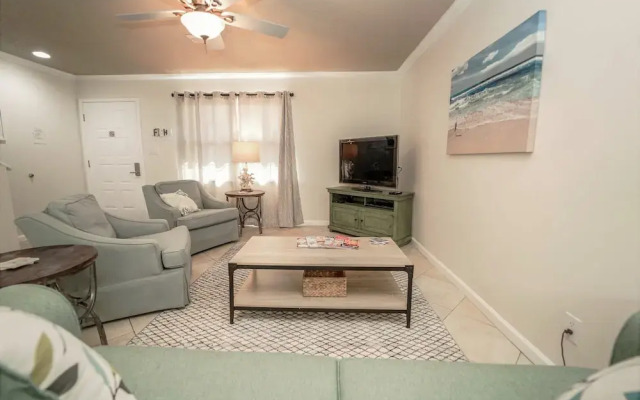 Woodland Shores Beach Resort by Panhandle Getaways