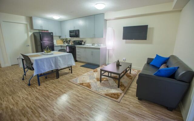 Stay With Ease Hospitality! 1 Bed 1 Bath