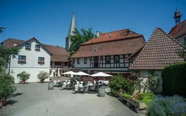 Weingut Lutz (Landhotel Lutz)