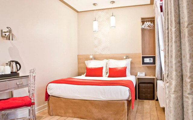 Hotel Eiffel Segur