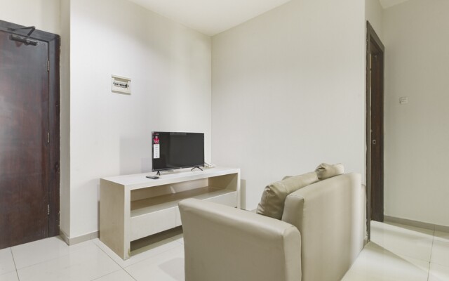 RedDoorz Apartment near Grand City Mall
