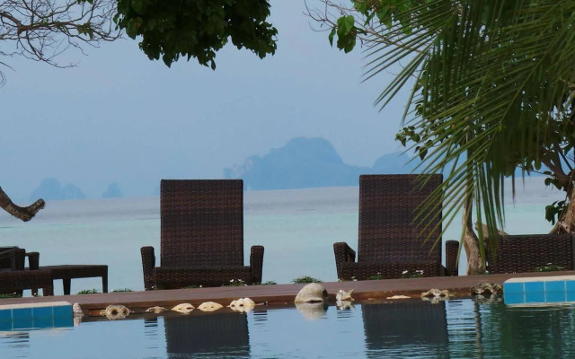 Reef Resort