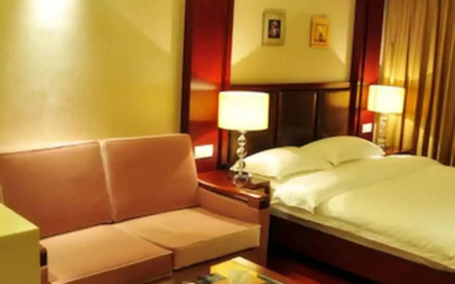 Jingan Ziyuan Apartment