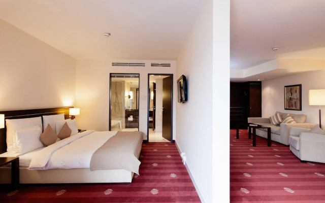 Hotel Vier Jahreszeiten Starnberg