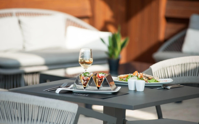 Melia Athens Hotel