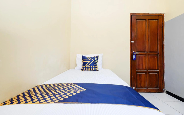 Super OYO 2209 Solo Point Guest House Syariah