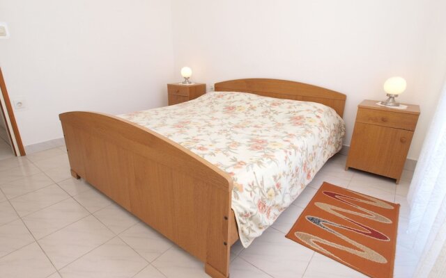 Apartment 981