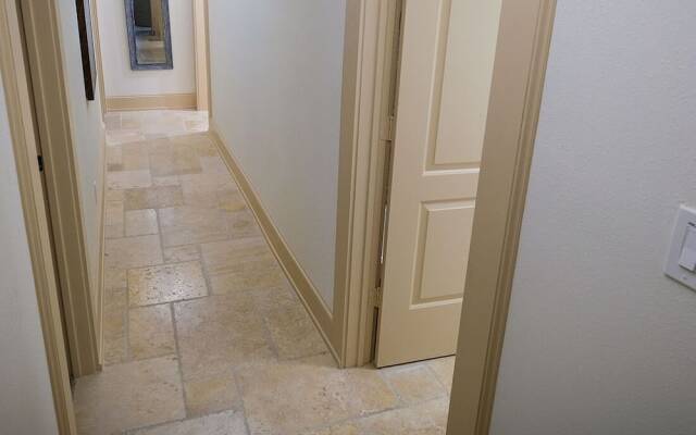 5Bdrm 3.5Bath 12Beds - HOME BIG AS TEXAS