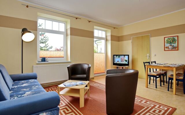 Comely Apartment in Kühlungsborn With Garden