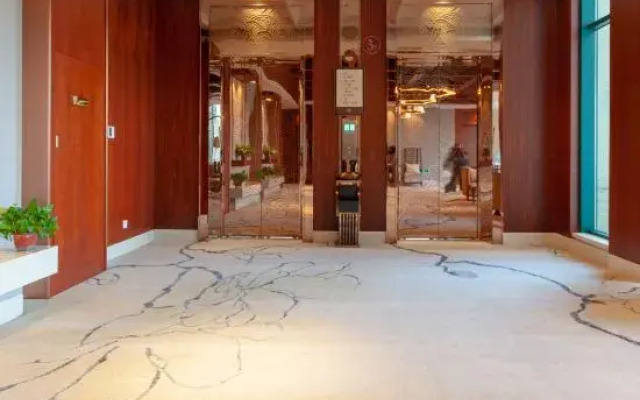 Caesar Forest Hot Spring Resort