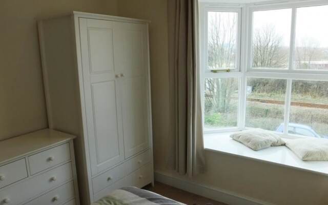 Park Place Court 3 Plas Bach