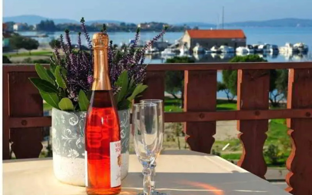 Rooms & Restaurant Matanovi Dvori