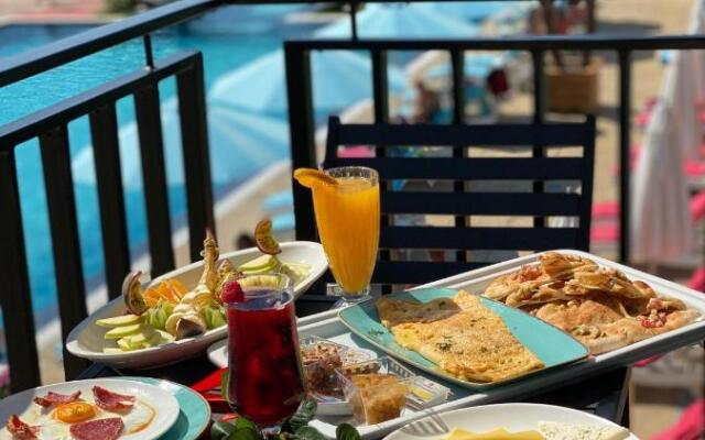 Nuevo Deluxe Resort