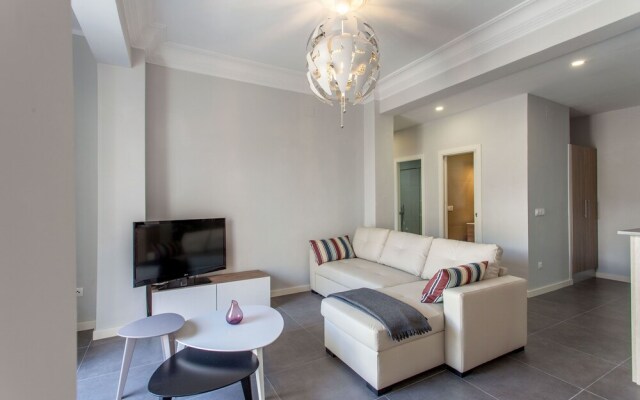 Apartment City of Arts and Sciences 1